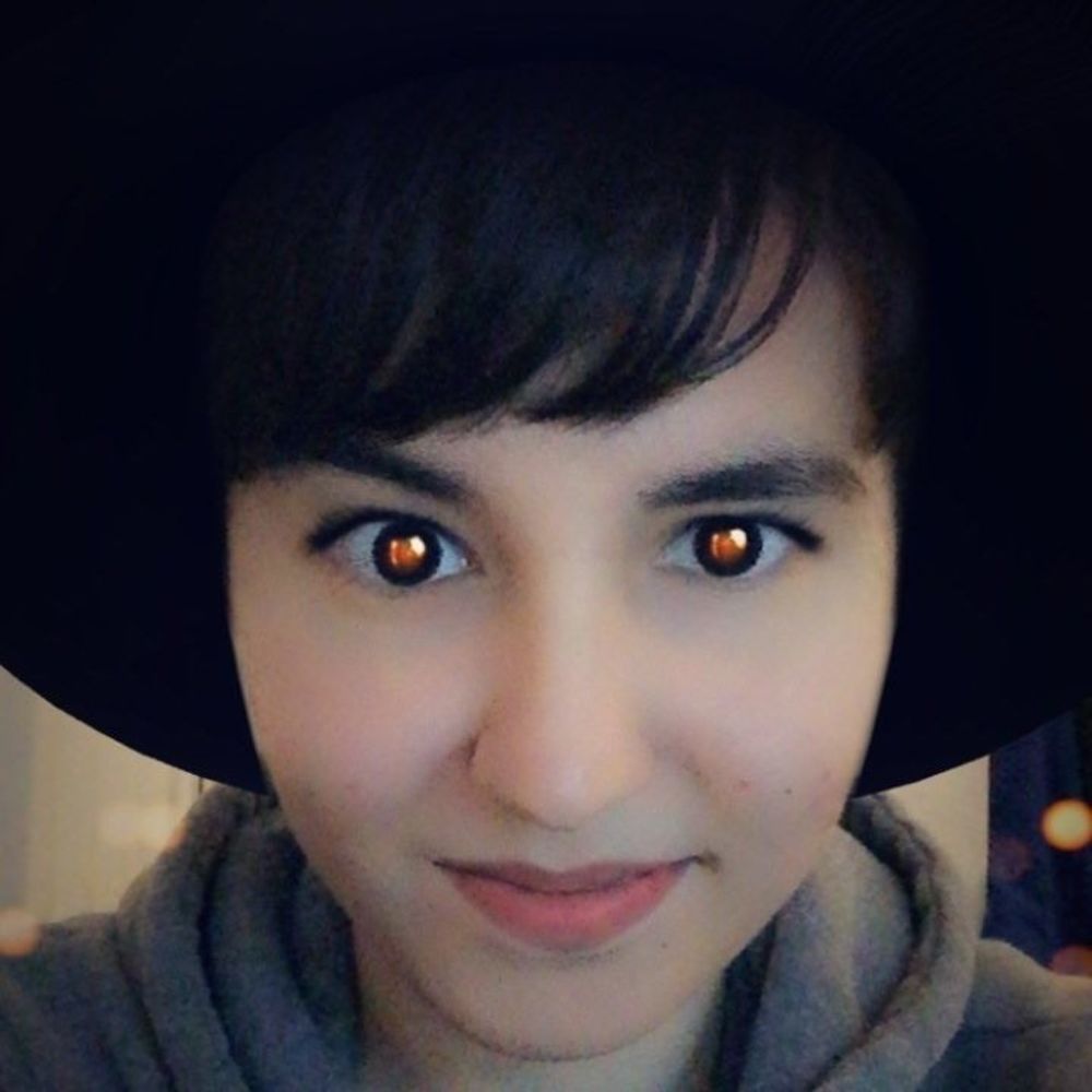 Meet your Posher, Yumi